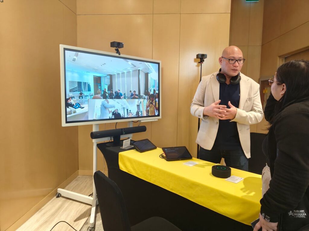 Jabra launches Evolve3 headsets, PanaCast Room Kit for hybrid work setups 89 IMG20260407122635