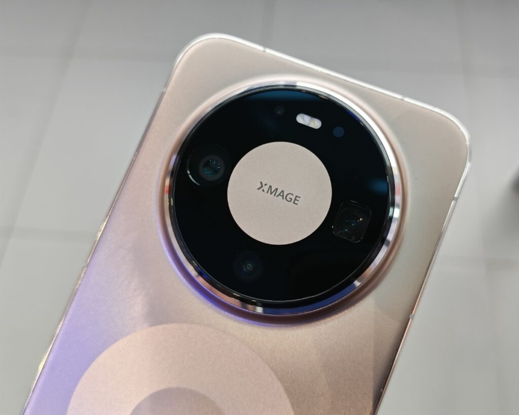 Huawei Mate 80 Pro First Look: Golden Shimmer 86 huawei mate 80 hands on review philippines 2