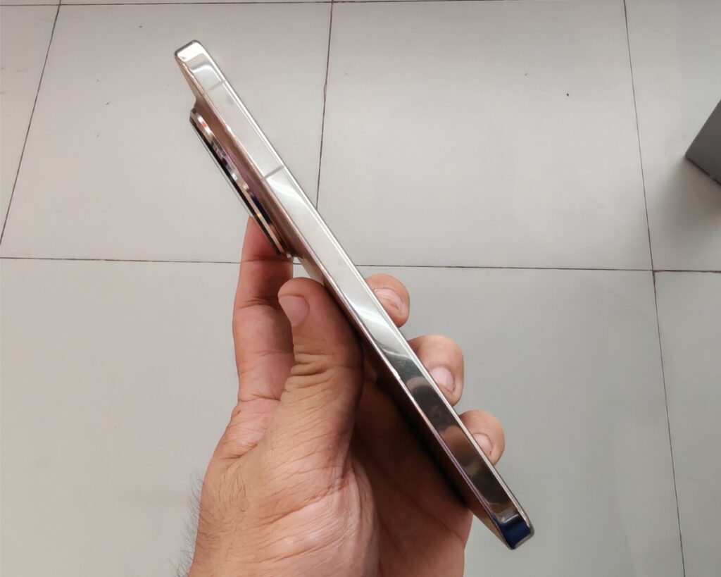 Huawei Mate 80 Pro First Look: Golden Shimmer 89 huawei mate 80 hands on review philippines 5