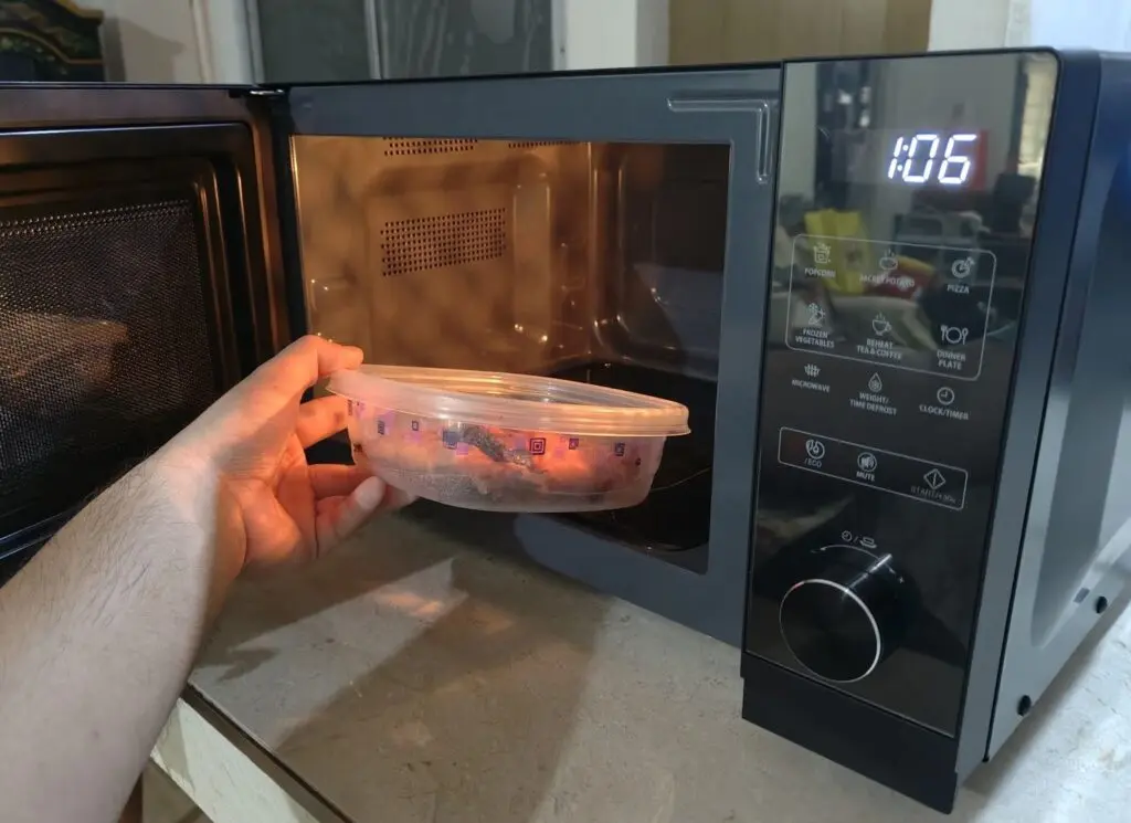 Why Flatbed Microwaves, like the Sharp R-2523FB-MB, Are Becoming More Practical for Modern Kitchens 89 image 22