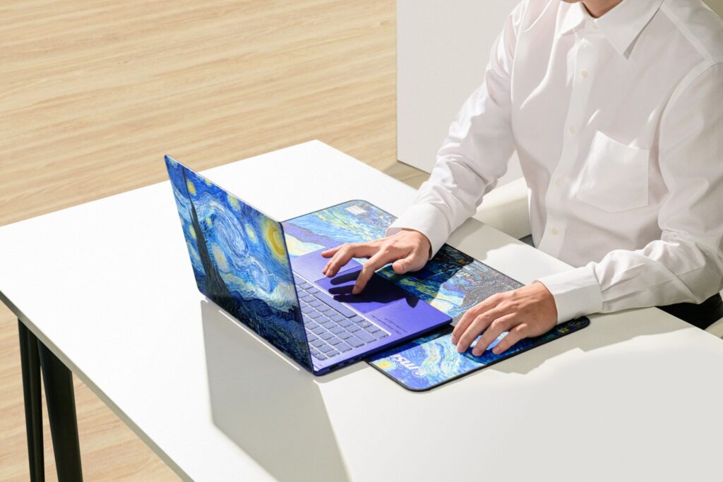 MSI Prestige 14 Flip AI+ Vincent van Gogh Edition: When a Laptop Becomes a Piece of Art 90 image 5
