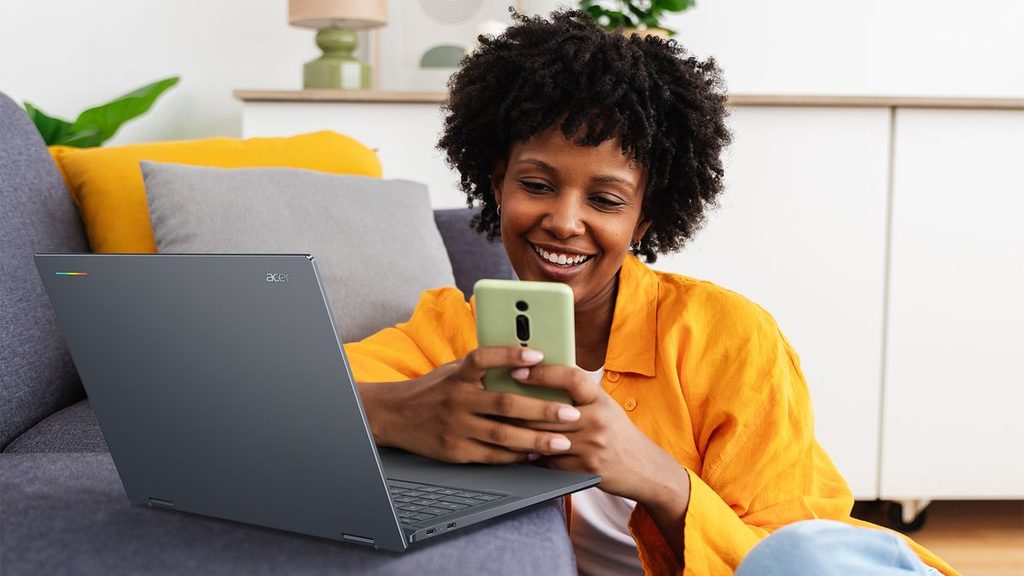 Acer unveils Googlebook 14 with Gemini Intelligence, convertible design 87 Acer Googlebook 14 Lifestyle 2 1