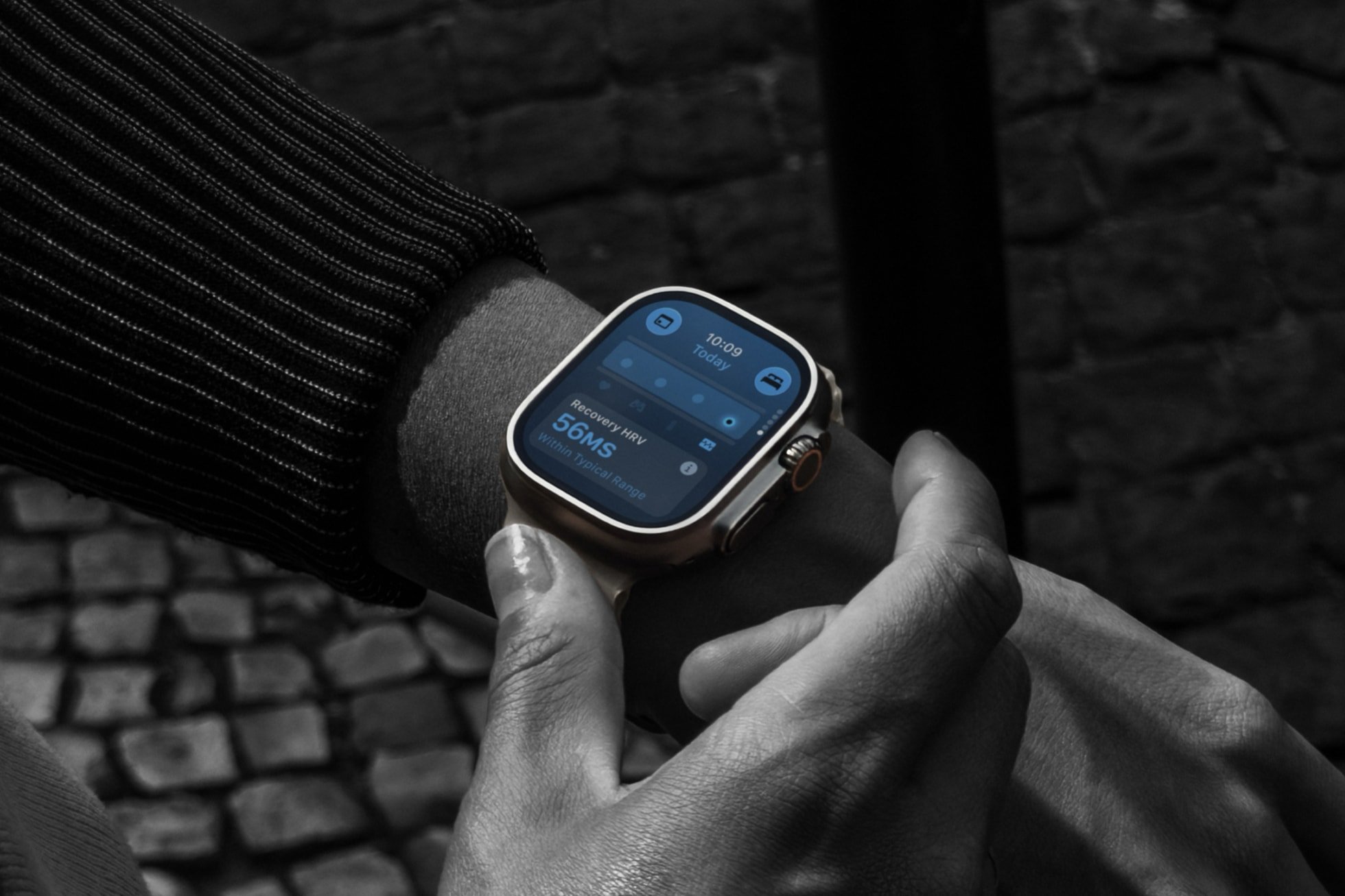 Apple Watch Ultra 4 Launches Globally, Now Priced in PH 93 Apple Watch Ultra 4 lifestyle 06